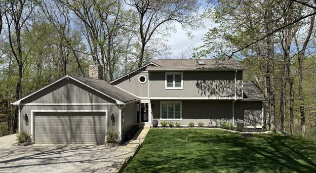 Photo of 7809 S Solitude Ln, Trafalgar, IN 46181