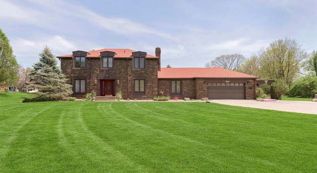 Photo of 7901 Oaklandon Rd, Indianapolis, IN 46236