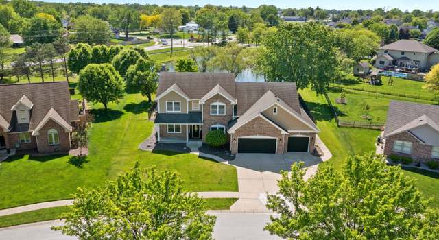 Photo of 28 Hudson Bay Ln, Greenwood, IN 46142