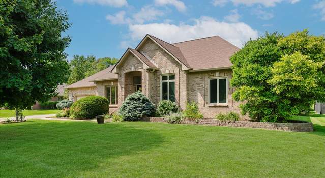 Property at 324 Abbedale Ct, Carmel, IN 46032, 3 beds, 2.5 baths