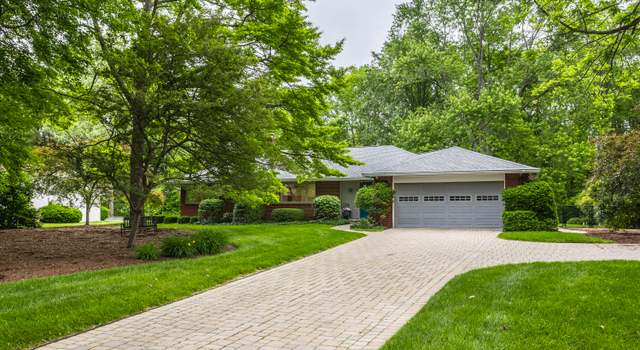Photo of 8905 Washington Blvd West Dr, Indianapolis, IN 46240