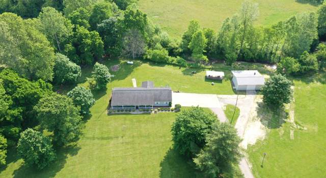 Photo of 11173 Little Duck Creek Rd, Metamora, IN 47030