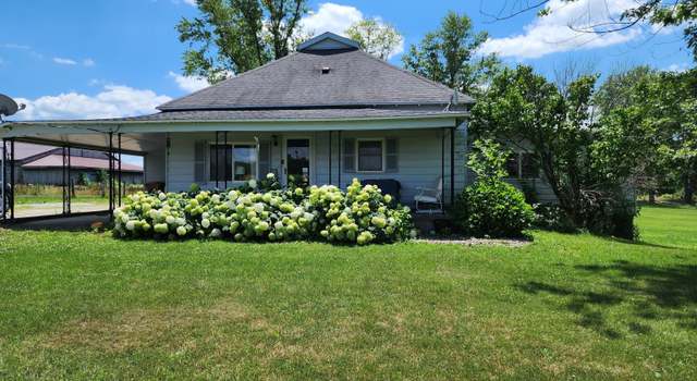 Photo of 245 W Dixie Bee Rd, Veedersburg, IN 47987