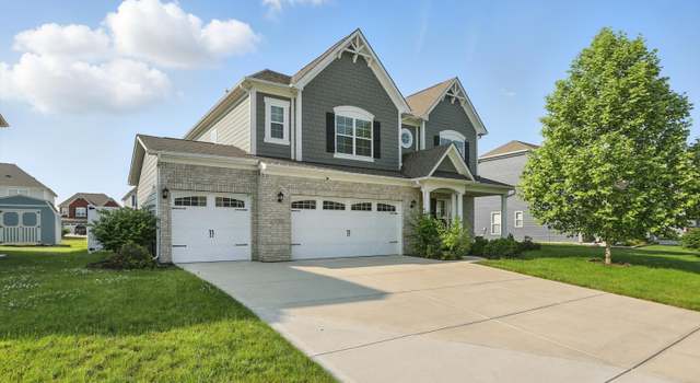 Photo of 1221 Hamilton Dr, Greenwood, IN 46143