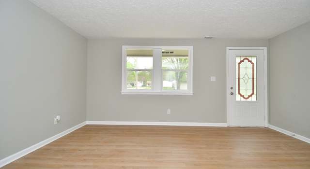 Photo of 9868 Ellis Dr, Indianapolis, IN 46235