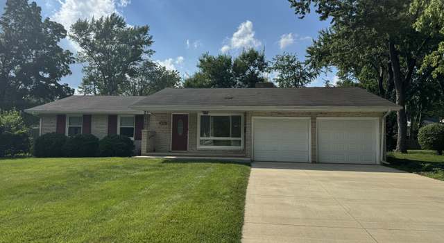Photo of 4032 Roselawn Ave, Columbus, IN 47203