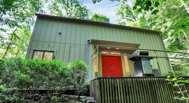 Photo of 944 Briar Patch Ln, Greenwood, IN 46142