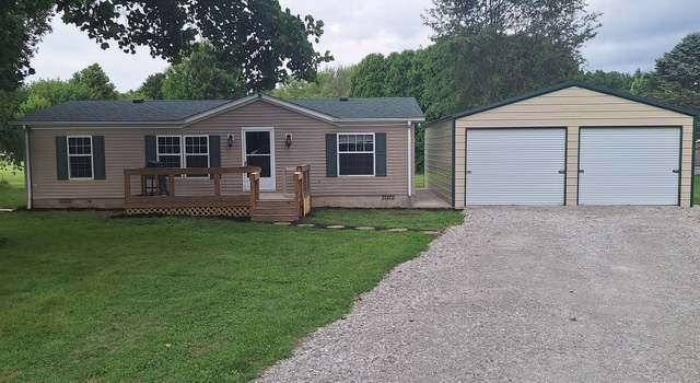 Photo of 360 Gentleman Pl, Cloverdale, IN 46120