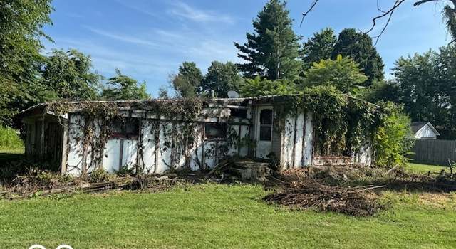 Photo of 307 Henley Ave, Carthage, IN 46115