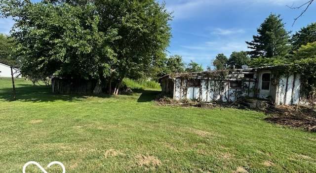 Photo of 307 Henley Ave, Carthage, IN 46115