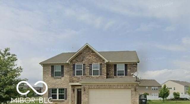 Photo of 844 Fireside Dr, Greenwood, IN 46143