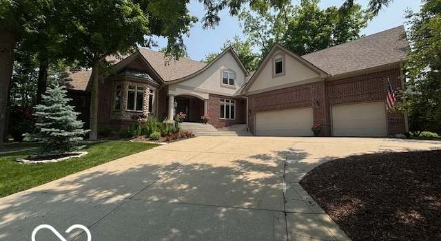 Photo of 4037 Oakleaf Dr, Zionsville, IN 46077