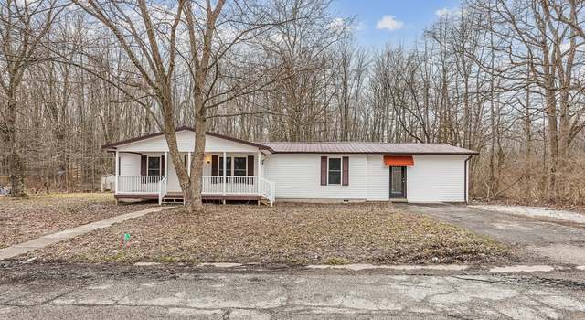 Photo of 621 Colvin Dr, Versailles, IN 47042