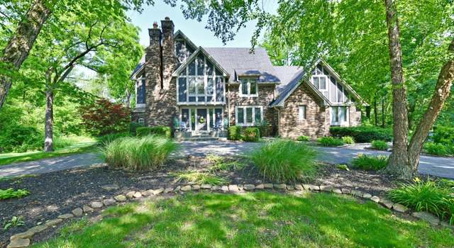 Photo of 12380 Creekwood Ln, Carmel, IN 46032