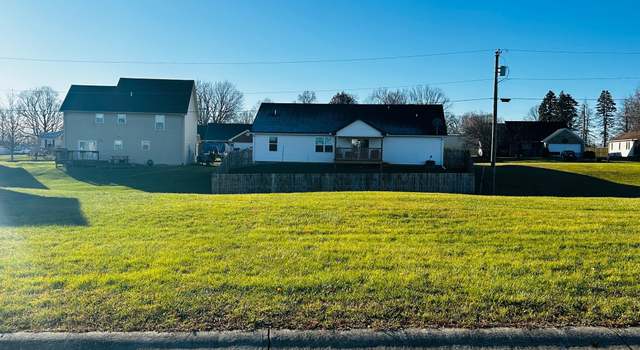 Photo of 406 E College St, Bainbridge, IN 46105