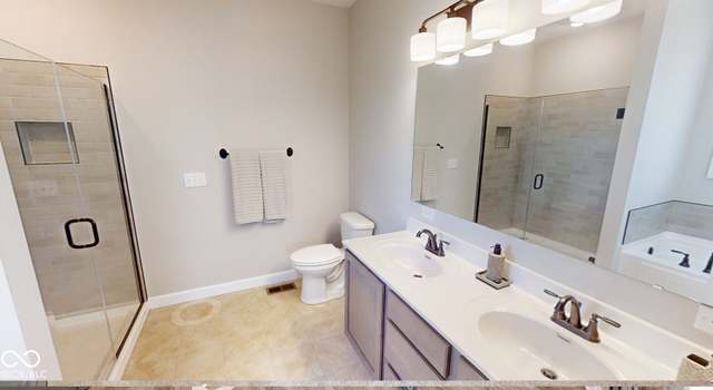 Photo of 1550 Fox Hollow Dr, Martinsville, IN 46151