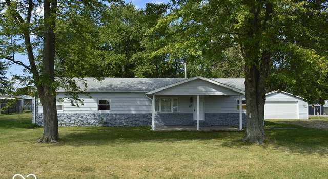 Photo of 1016 W Broadway St, Shelburn, IN 47879