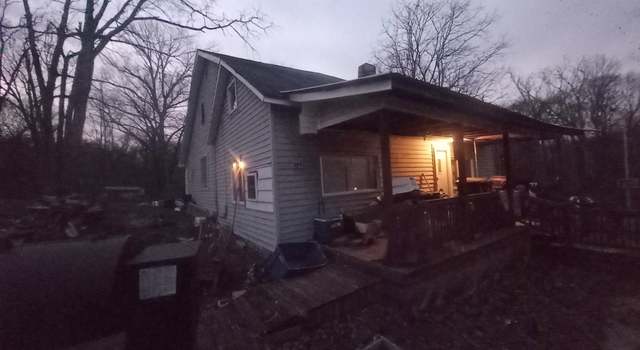 Photo of 179 Durkees Ferry Rd, West Terre Haute, IN 47885