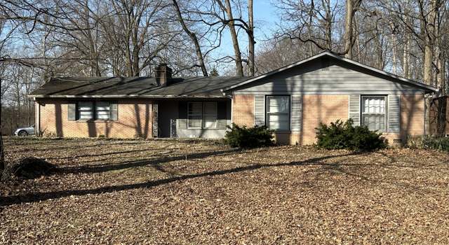 Photo of 9114 Crestview Dr, Indianapolis, IN 46240