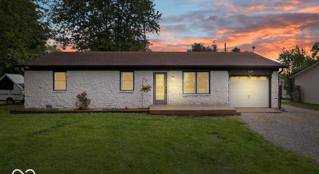 Photo of 620 Meadows Dr, Mooresville, IN 46158
