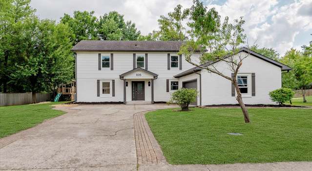 Photo of 835 Nevelle Ln, Carmel, IN 46032