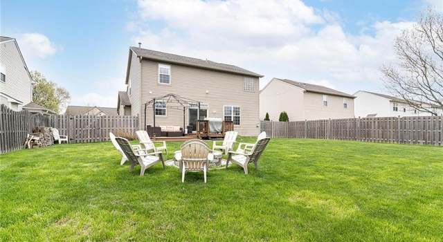 Photo of 11114 Bear Hollow Dr, Indianapolis, IN 46229