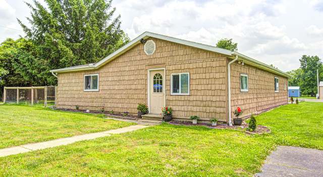 Photo of 8879 W County Road 700 S, Coatesville, IN 46121