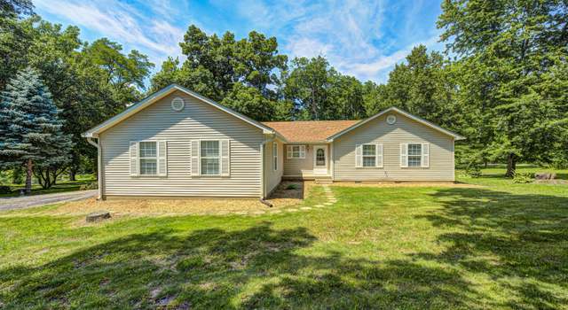 Photo of 494 W Greencastle Rd, Mooresville, IN 46158