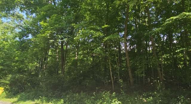 Photo of 238 Hawthorne Dr, North Vernon, IN 47265