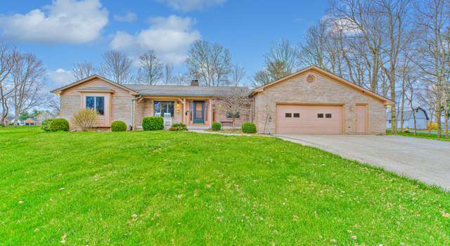 Photo of 21 Pine Ct, Mooresville, IN 46158