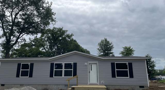Photo of 1209 W York Rd, Austin, IN 47102