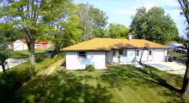Photo of 1048 Anderson Frankton Rd, Anderson, IN 46011