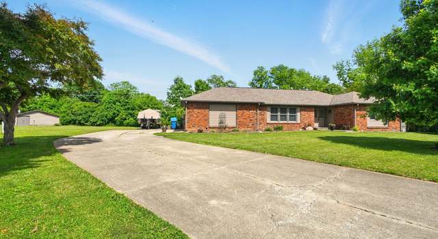 Photo of 564 Penright Ct, Indianapolis, IN 46217