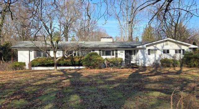 Photo of 2530 W 44th St, Indianapolis, IN 46228