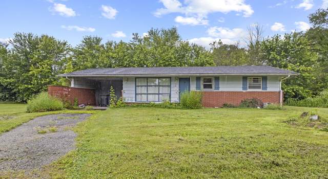 Photo of 31 Brooklyn Ct, Mooresville, IN 46158