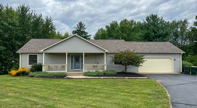 Photo of 909 N Hamilton Dr, Greensburg, IN 47240