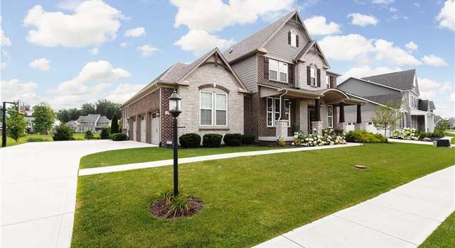 Photo of 11329 Still Creek Dr, Zionsville, IN 46077