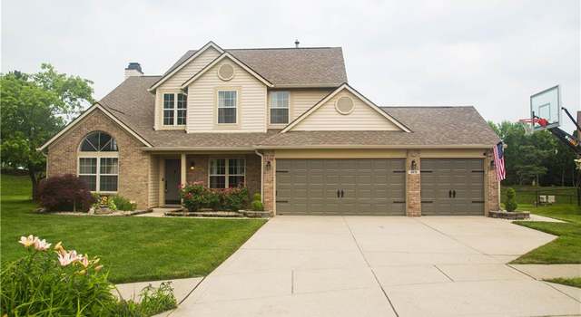 Photo of 4970 Pearcrest Cir, Greenwood, IN 46143
