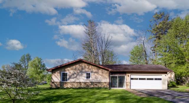 Photo of 15770 E Lake Shore Dr N, Hope, IN 47246