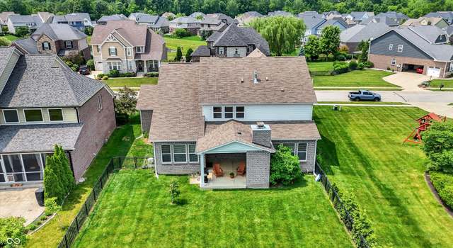 Photo of 2715 Benmore Ct, Zionsville, IN 46077