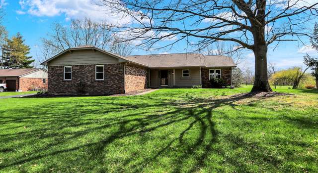 Photo of 3991 Clubhouse Dr, Greenfield, IN 46140