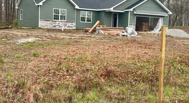 Photo of 718 S Rockfield Rd, Veedersburg, IN 47987