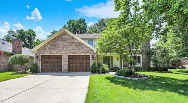 Photo of 664 N Scott Dr, Greenwood, IN 46142