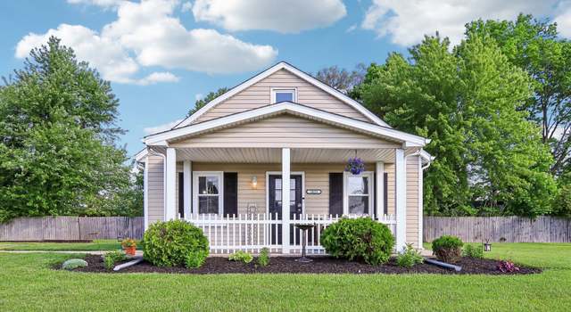 Photo of 2025 E Broadway St, Fortville, IN 46040