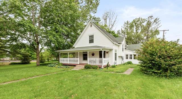 Photo of 126 N Darlington St, Jamestown, IN 46147