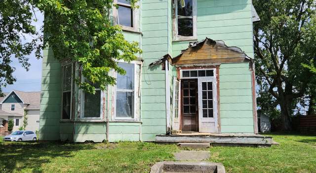 Photo of 126 W Pleasant St, Dunkirk, IN 47336