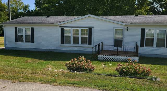 Photo of 801 S Columbia St, Veedersburg, IN 47987