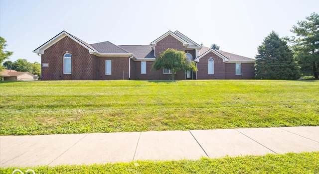 Property at 843 N Shore Blvd, Franklin, IN 46131, 3 beds, 2.5 baths