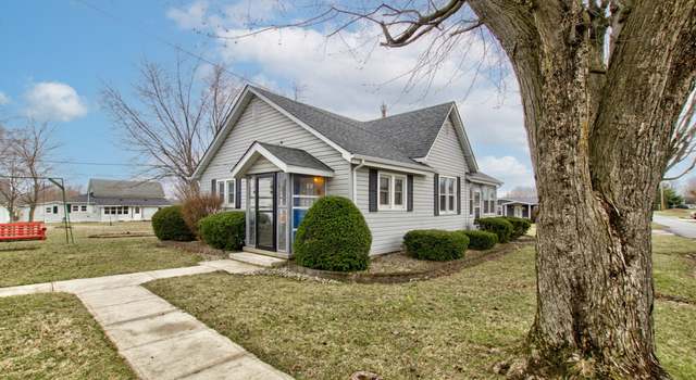 Photo of 502 E Washington St, Summitville, IN 46070