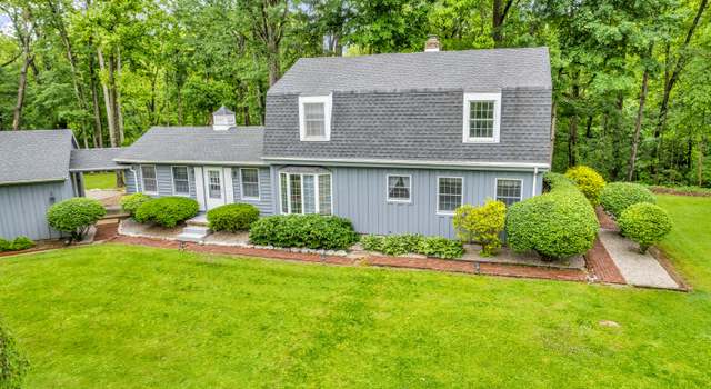 Photo of 90 Woodland Heights Dr, Greencastle, IN 46135